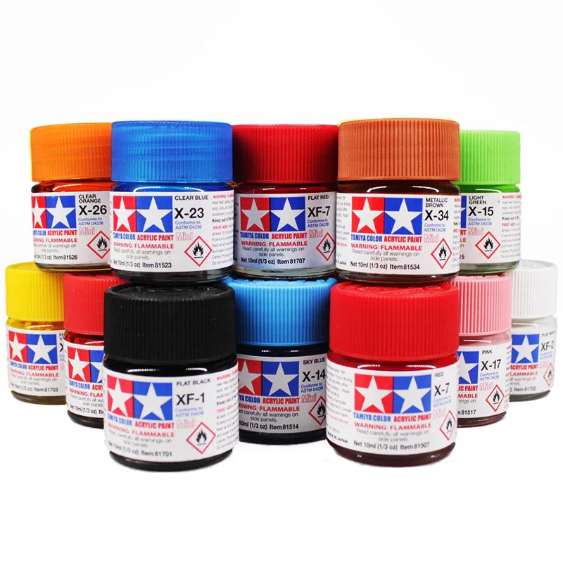 Peintures acryliques Tamiya (X/XF).