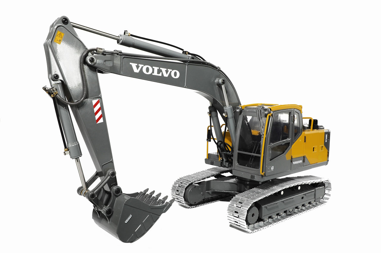 Double E, engins de chantier RC de qualité