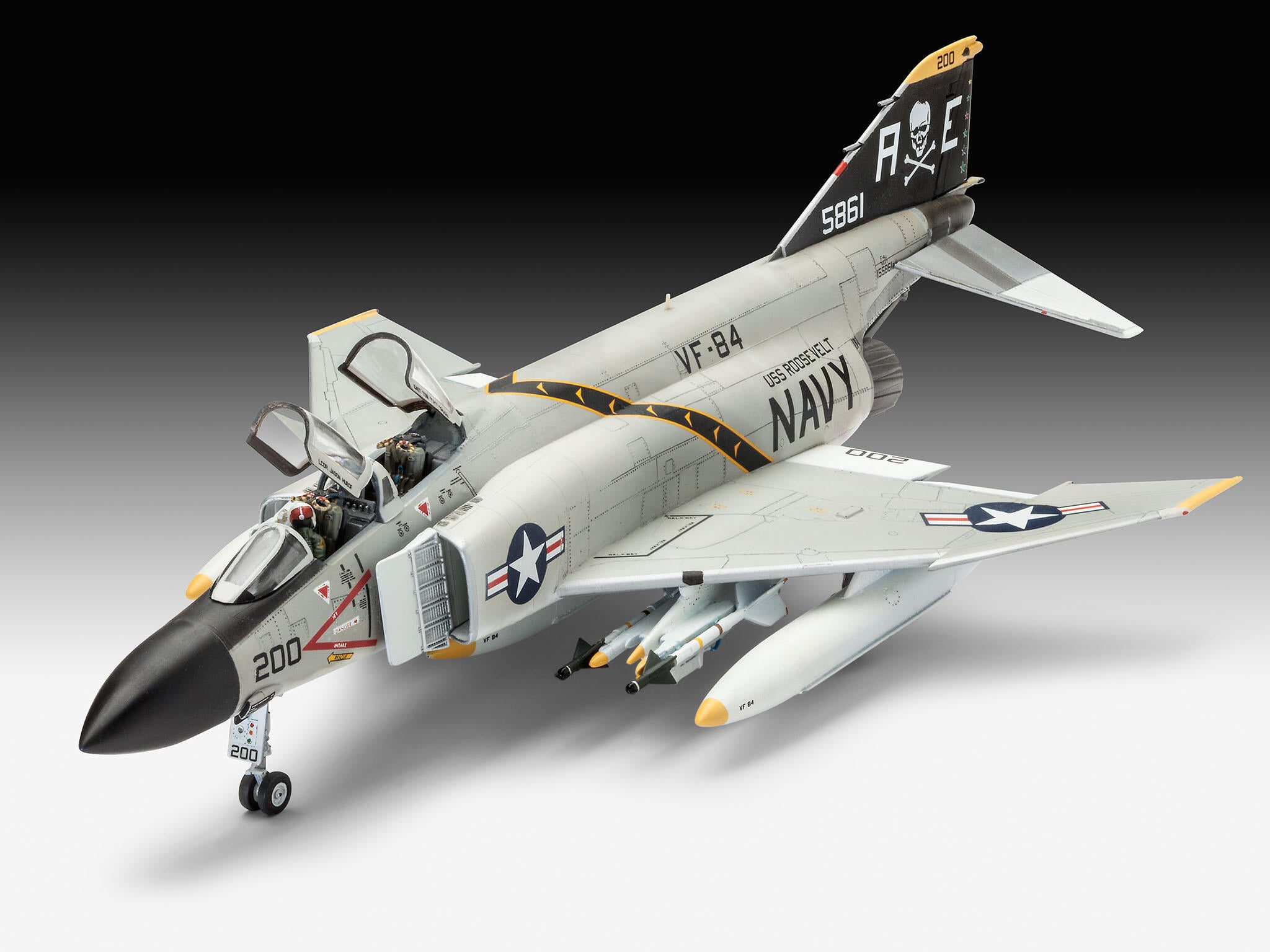 Maquette avion Revell 03941 F-4J PHANTOM II