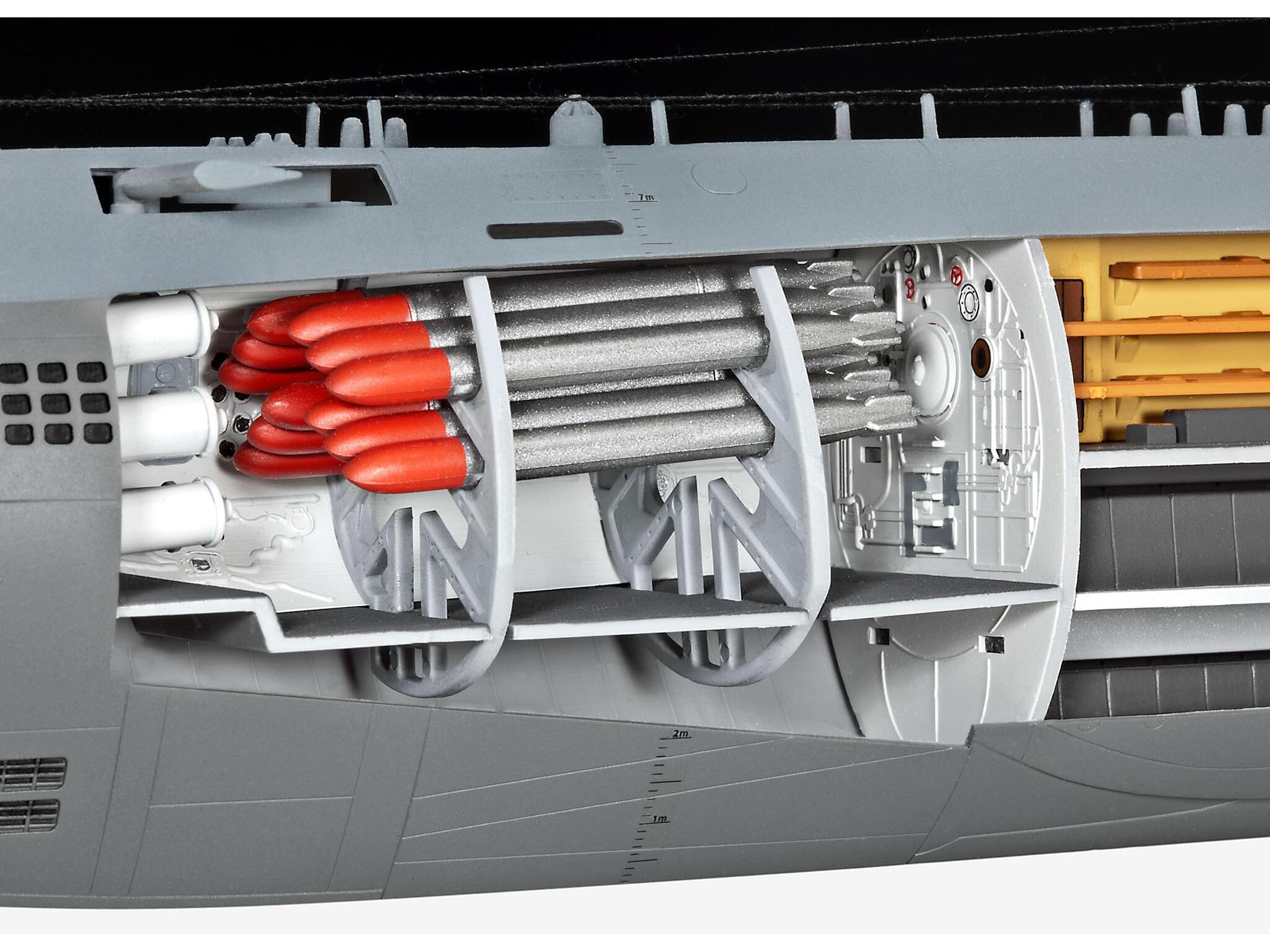 Maquette sous marin Revell 05078 U-BOAT TYP XXI U 2540 avec intérieur