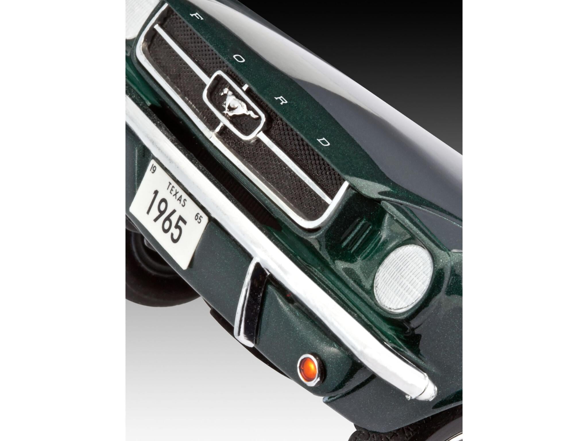 Maquette voiture Revell 07065 Ford mustang 1965