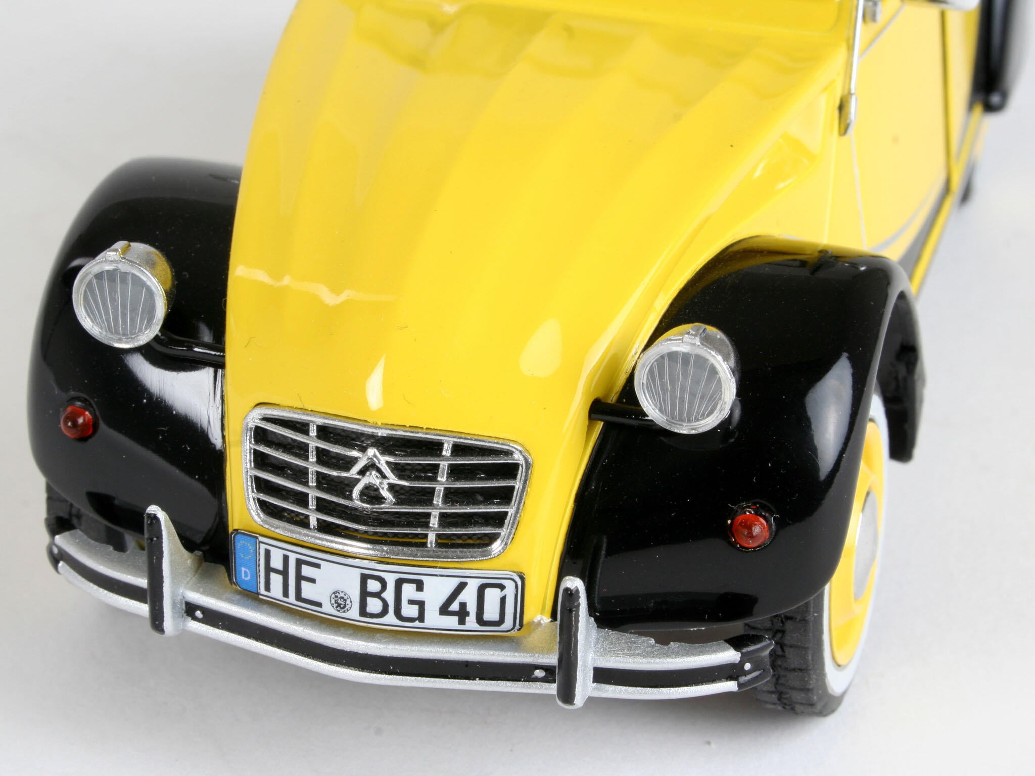 Maquette voiture Revell 07095 Citroen 2CV "Charleston"