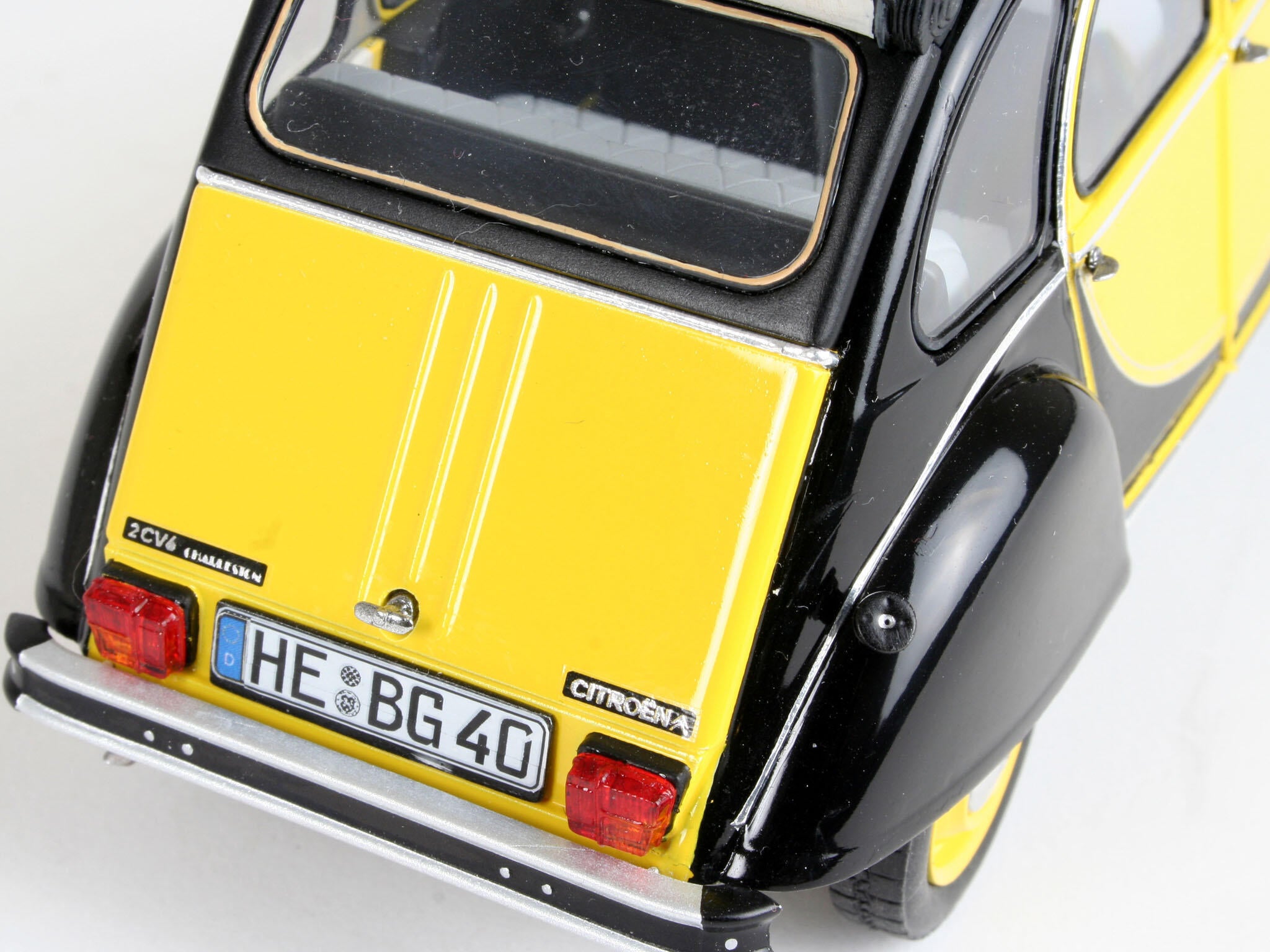 Maquette voiture Revell 07095 Citroen 2CV "Charleston"