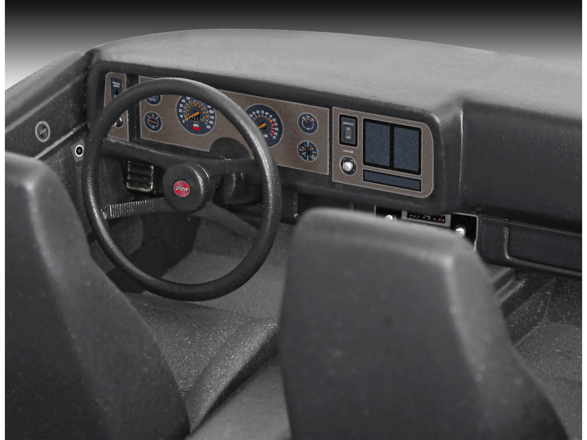 Maquette film Revell 07728 "Stranger Things" Billy's Chevy Camaro Z/28