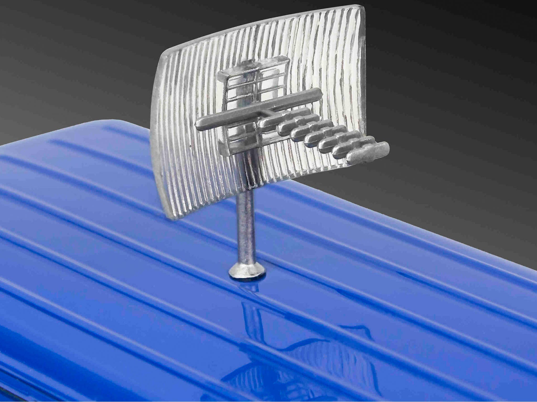 Maquette film Revell 07732 GMC® WSQK Squawk Van "Stranger Things"