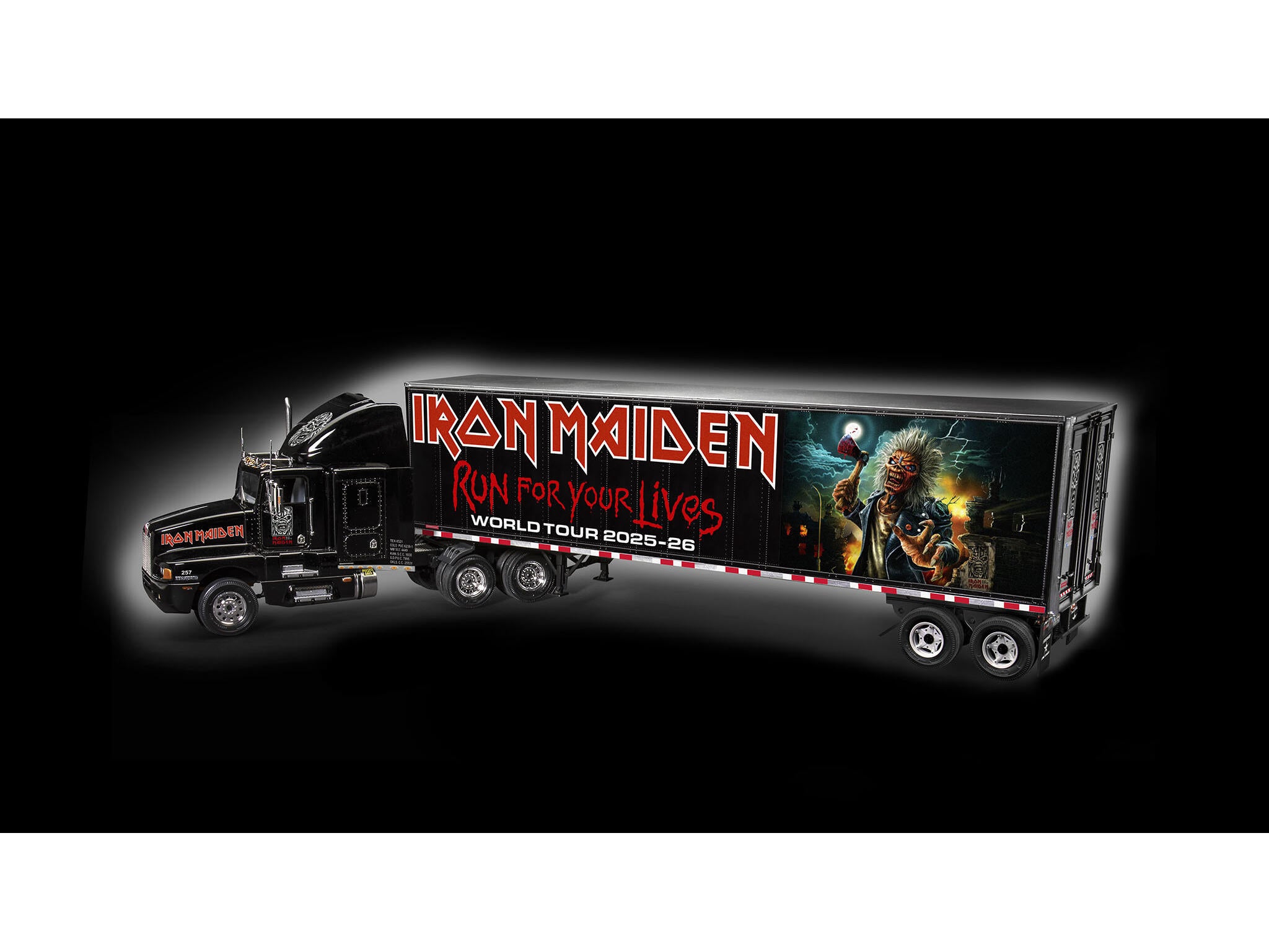 Maquette Revell 07740 Tour Truck "Iron Maiden" (50th Anniversary)