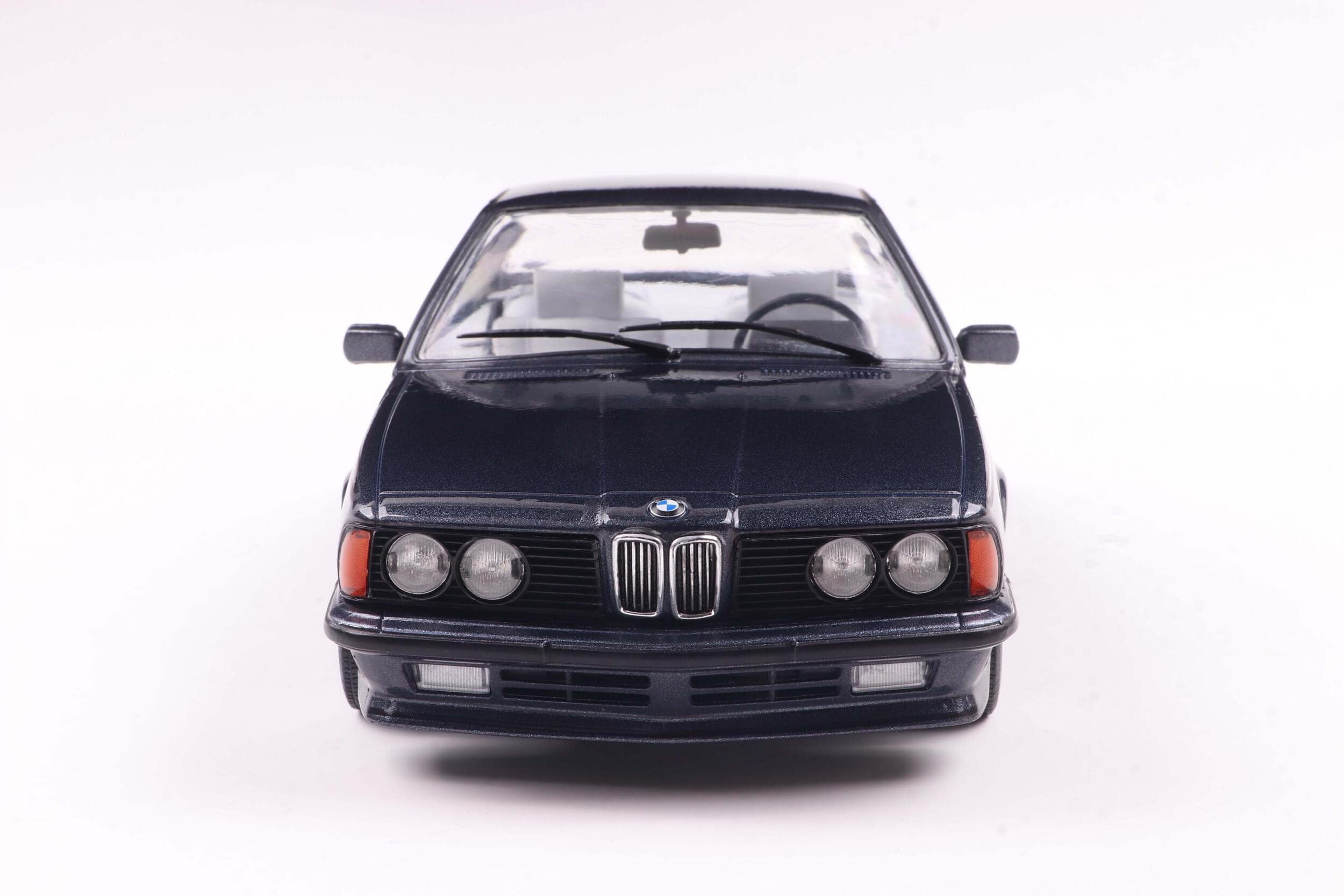 Solido S1810306 Voiture miniature collection 1/18 BMW 635 CSI – Macau Blue – 1984