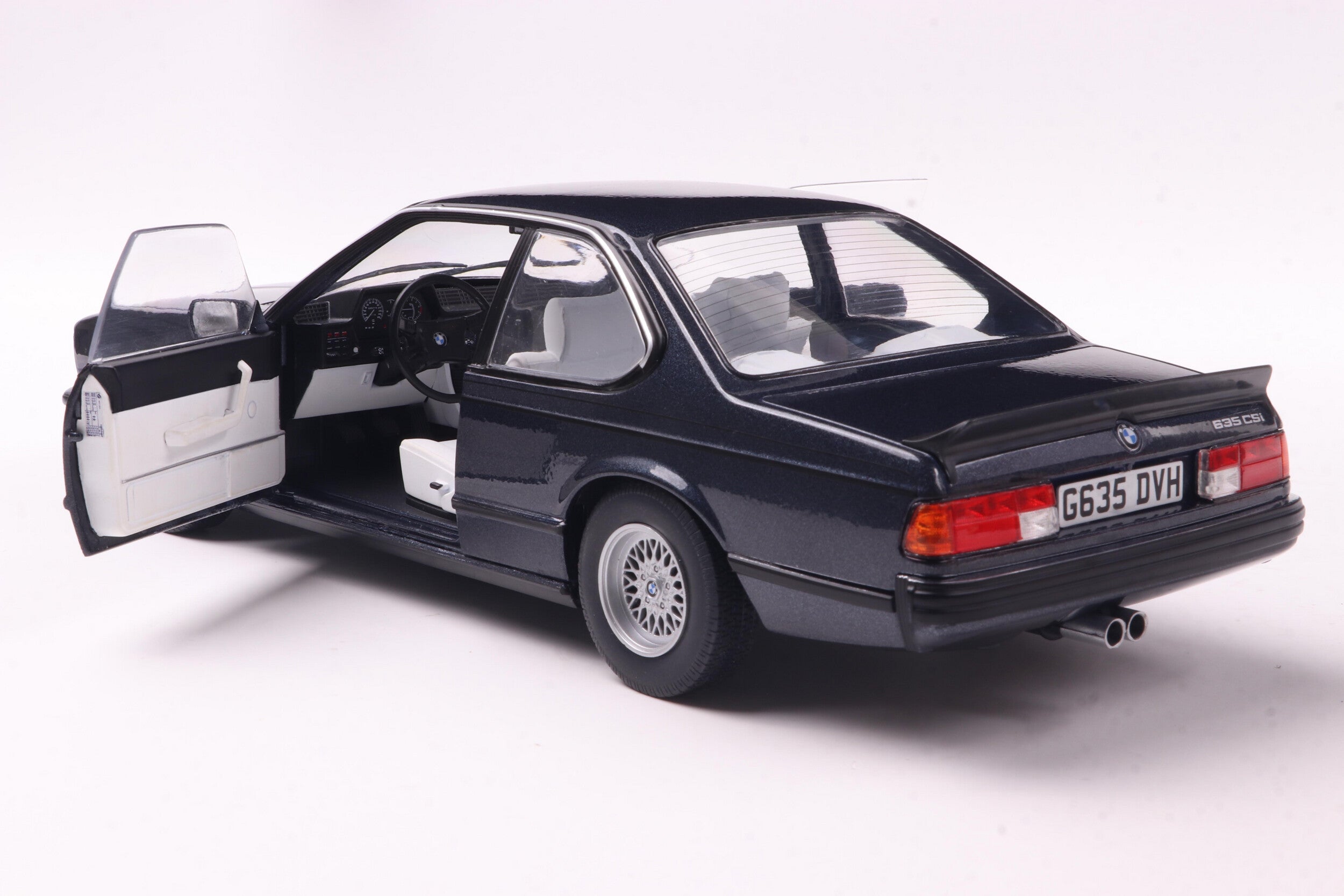 Solido S1810306 Voiture miniature collection 1/18 BMW 635 CSI – Macau Blue – 1984