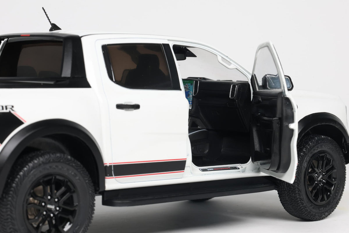 Solido S1813904 miniature collection 1/18 Ford Ranger Raptor Ice blanc 2024 - Breizh Modélisme.