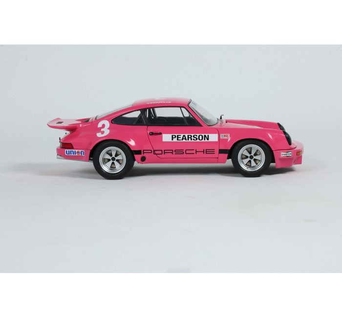 Solido S1810706 Voiture miniature collection 1/18 Porsche 911 rose 3 Pearson iroc Daytona 1974