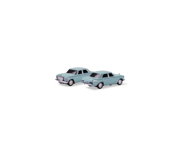 Véhicule M-B 200/8 bleu 1/87