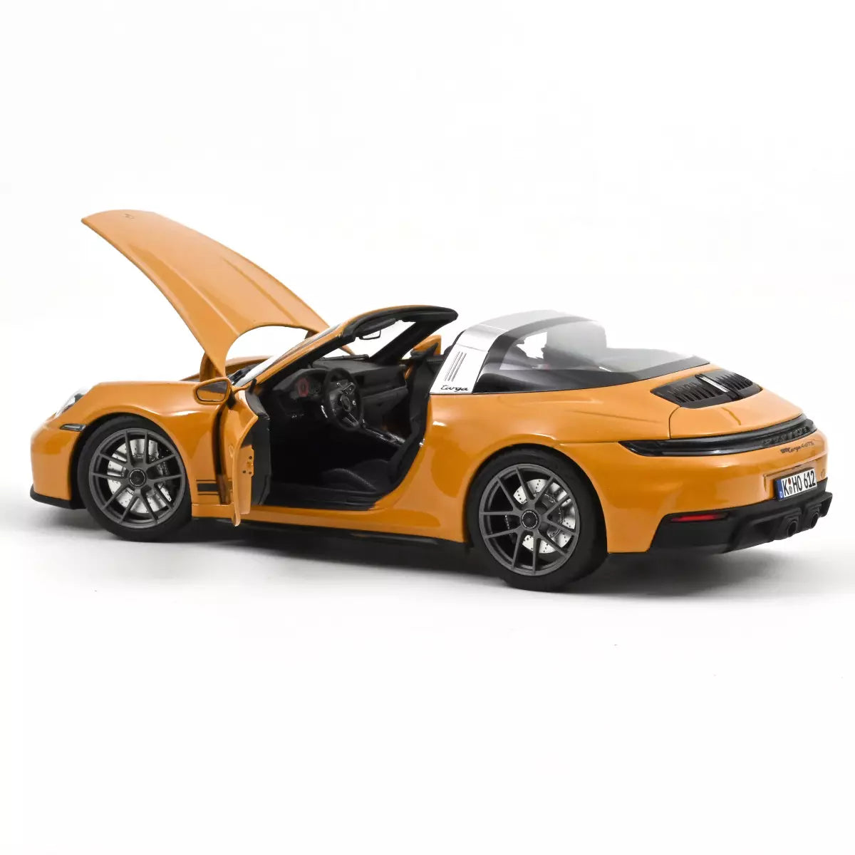 Voiture miniature collection 1/18 Porsche 911 Targa 4 GTS 2025 Jaune Bahama Norev 187190