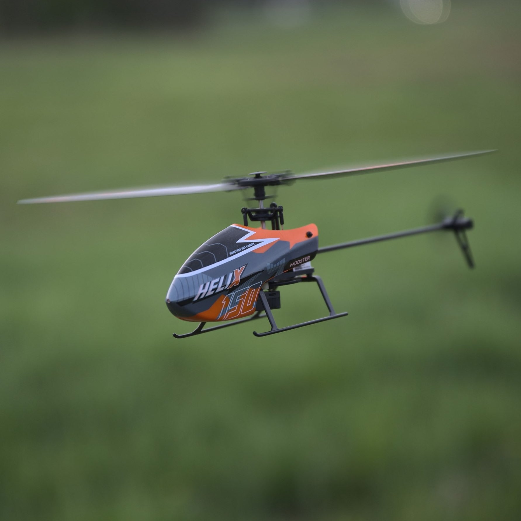 Hélicoptère RC HeliX 150 Flybarless RTF