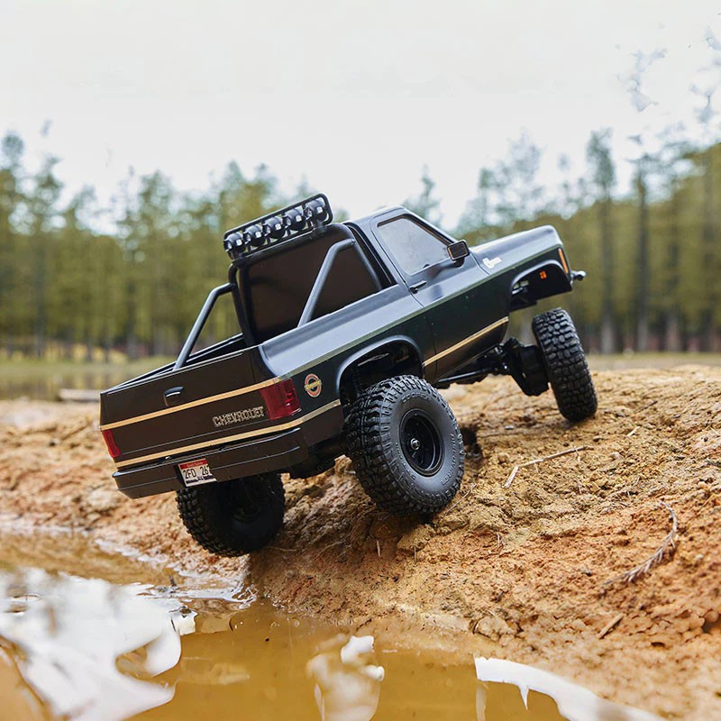 Petit crawler FMS 1/24 FCX24 Chevrolet K5 Blazer pro RTR noir - FMS12403PRORTRBK