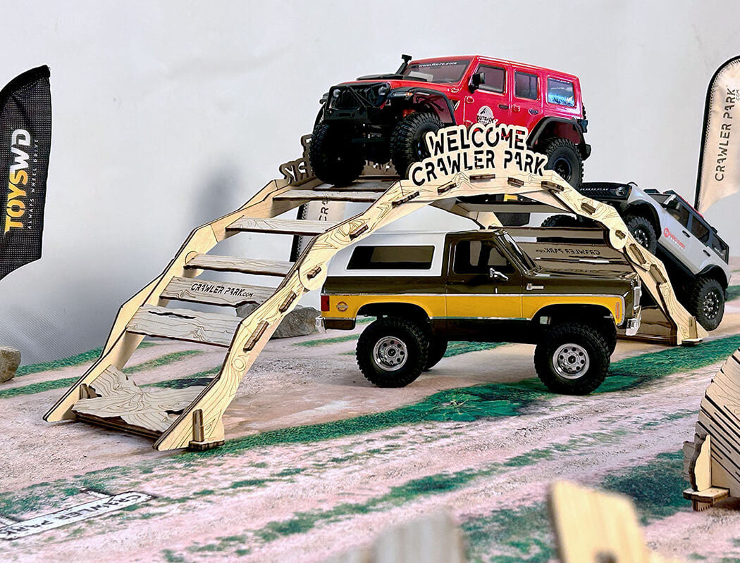 Kit de démarrage circuit 1/18 et 1/24 RC Crawler park avec 5 obstacles