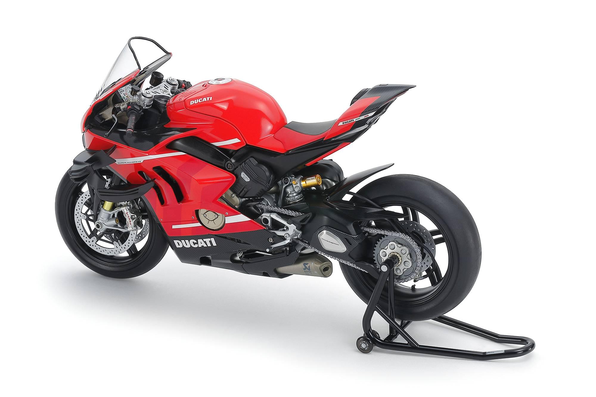 Maquette moto Ducati Superleggera V4 + kit course Tamiya 14143