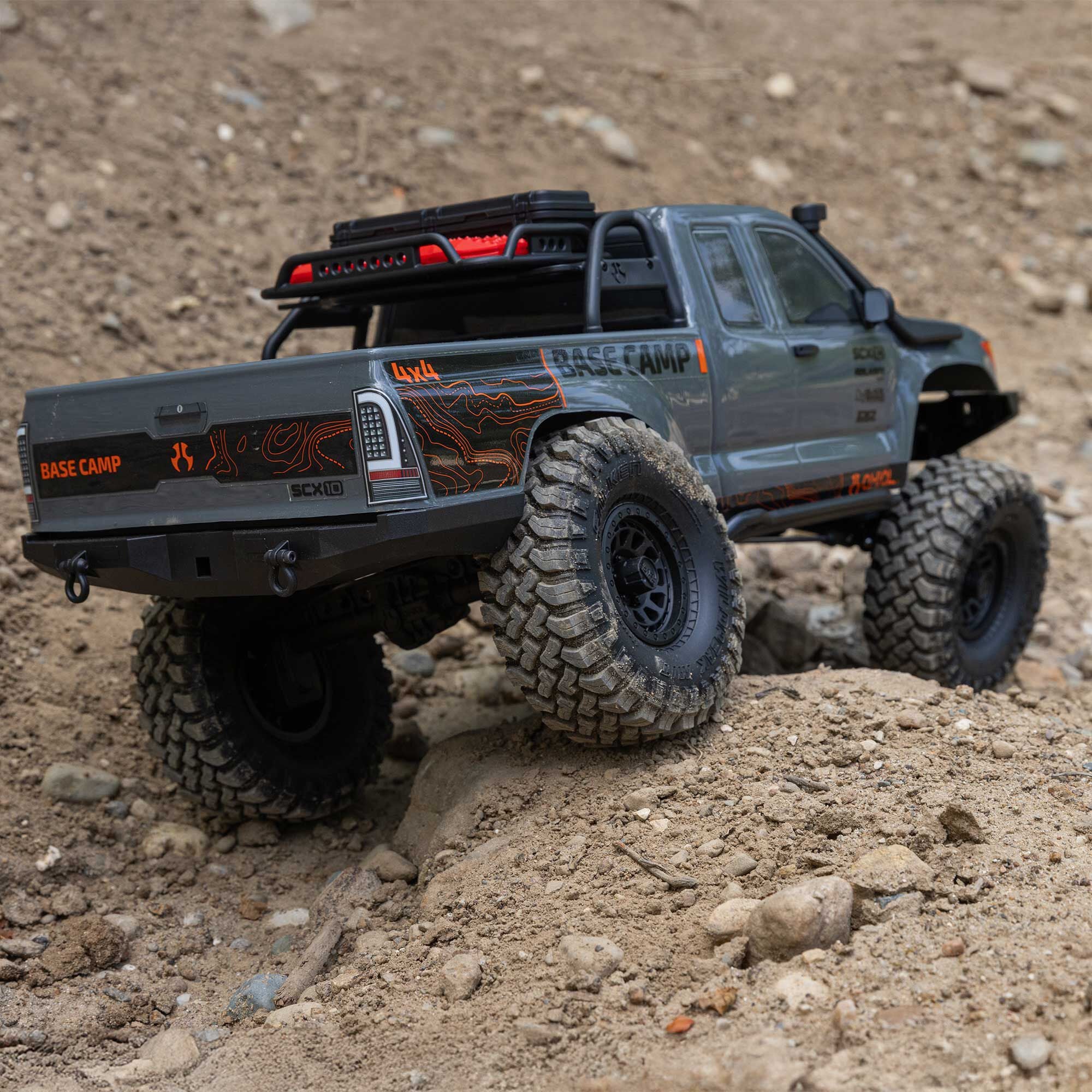Rock crawler 1/10 SCX10 III Base Camp 4X4 RTR gris AXI-1375T2