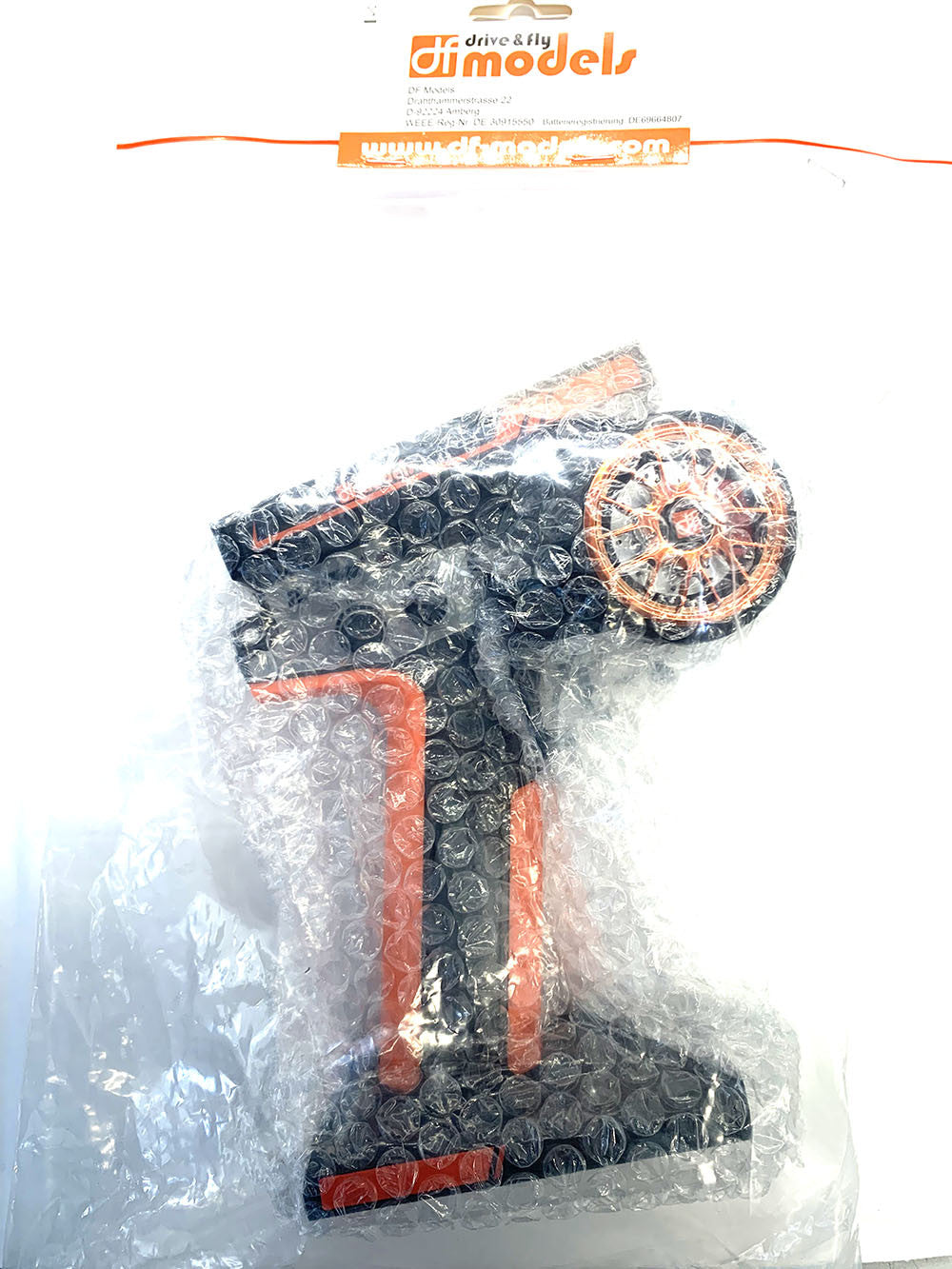 Radiocommande pour 3132 - DF Models 8086