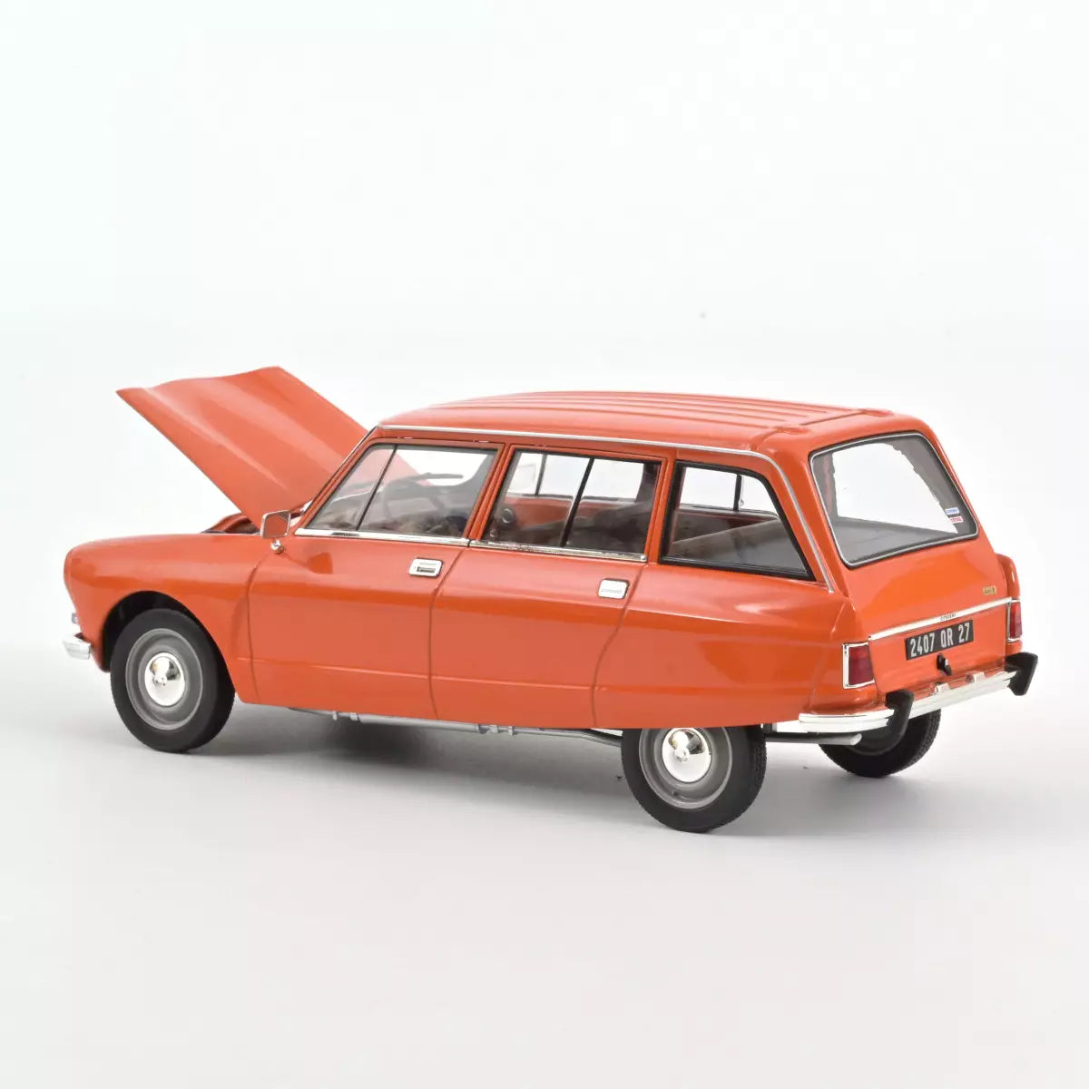 Voiture miniature collection 1/18 Citroën Ami 8 Break 1975 Ténéré Orange Norev 181674