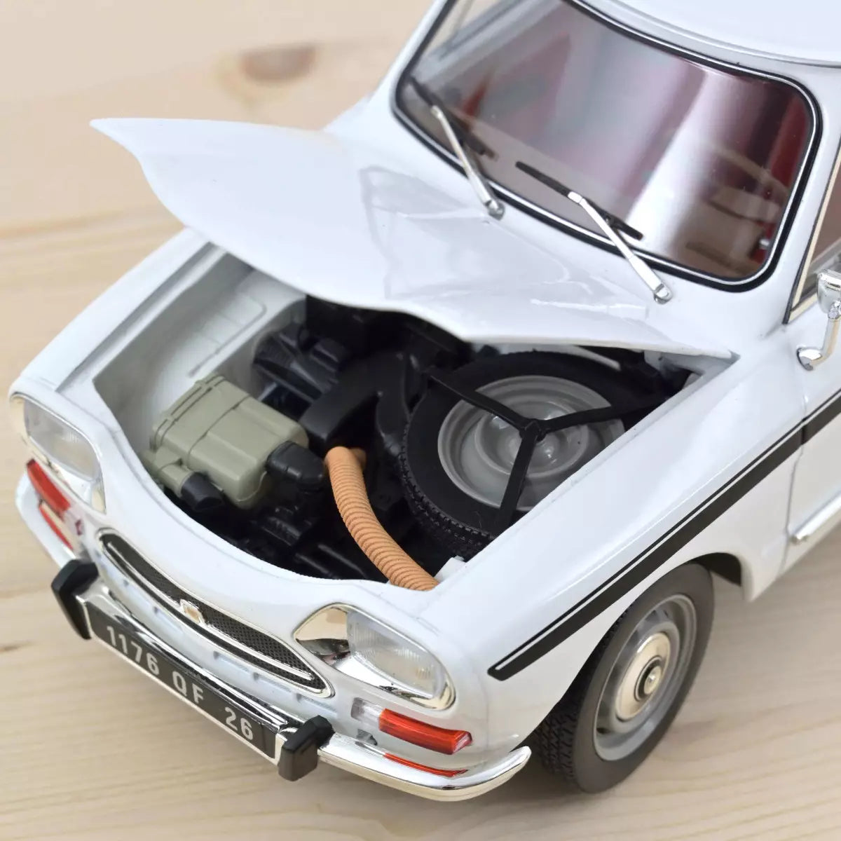 Voiture miniature collection 1/18 Citroën Ami Super 1974 Blanc Meije Norev 181679