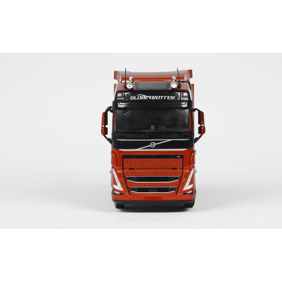 Solido S2400108 Voiture miniature collection 1/24 Volvo FH Globetrotter XL rouge métallique 2023 - Breizh Modélisme.