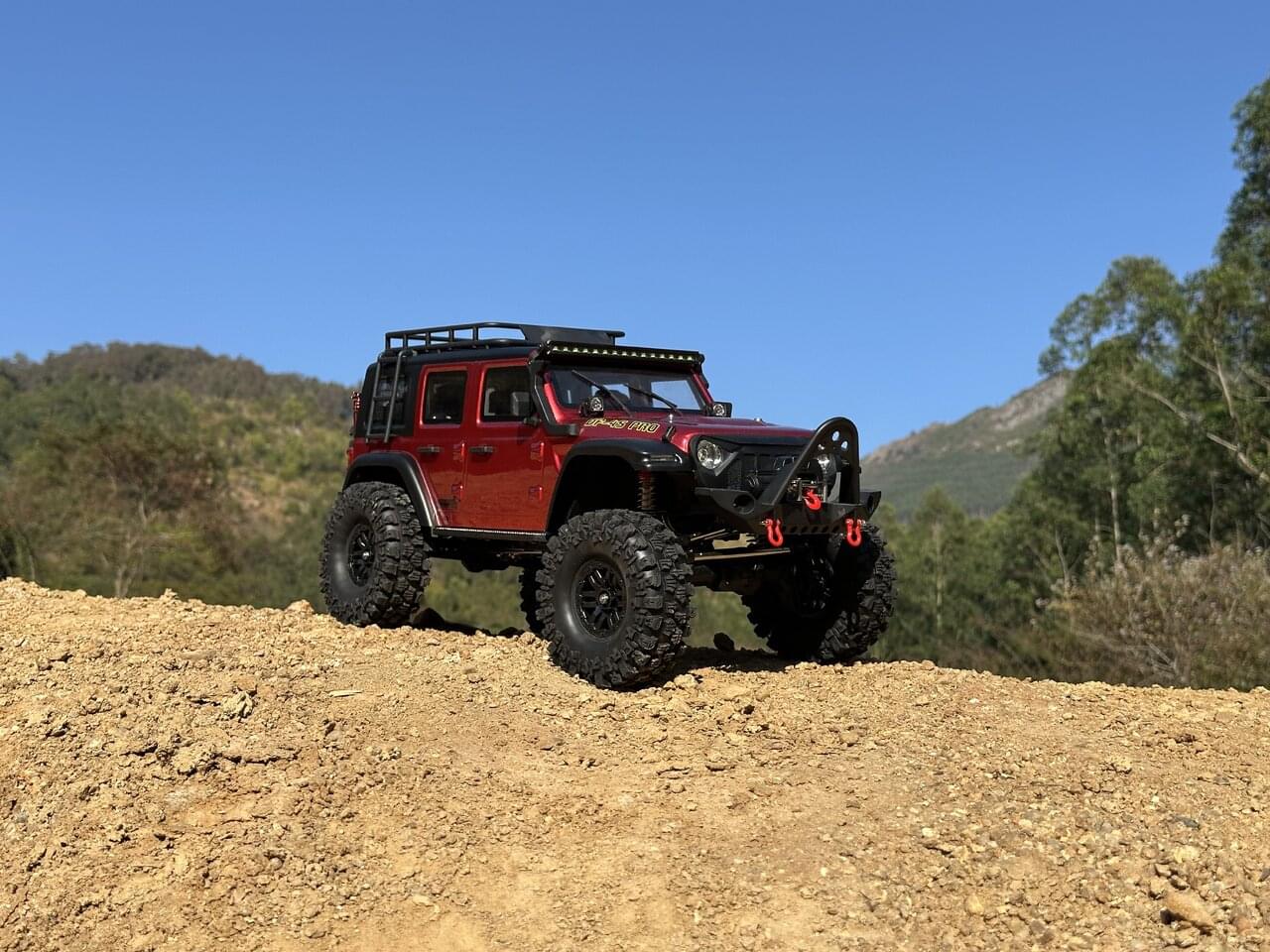 DF Models Crawler RC DF-04S PRO 1/10 Scale rouge métal – Brushless RTR 3227