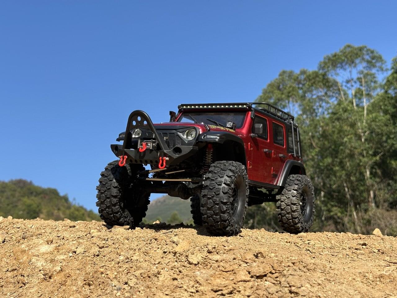 DF Models Crawler RC DF-04S PRO 1/10 Scale rouge métal – Brushless RTR 3227