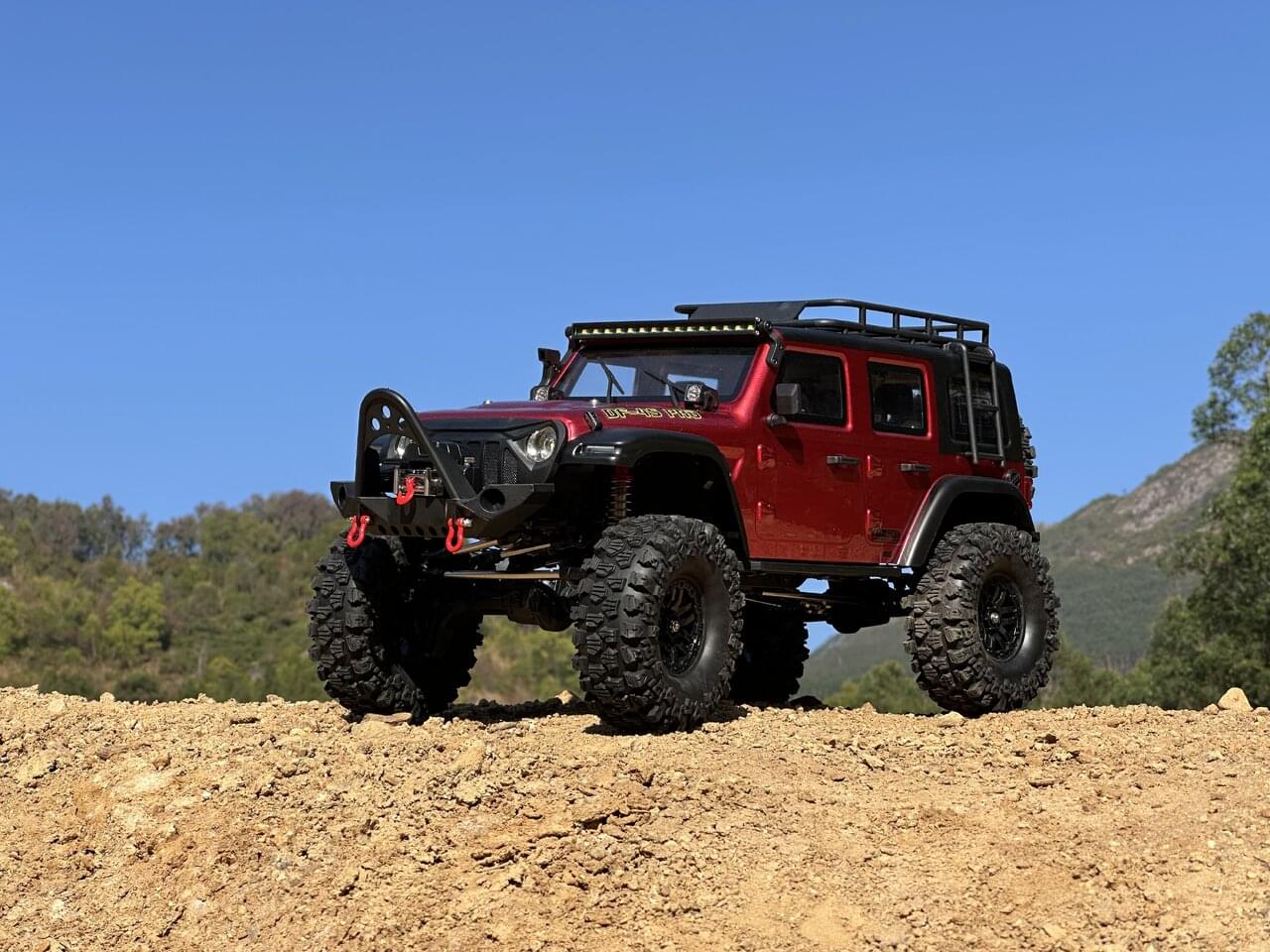 DF Models Crawler RC DF-04S PRO 1/10 Scale rouge métal – Brushless RTR 3227
