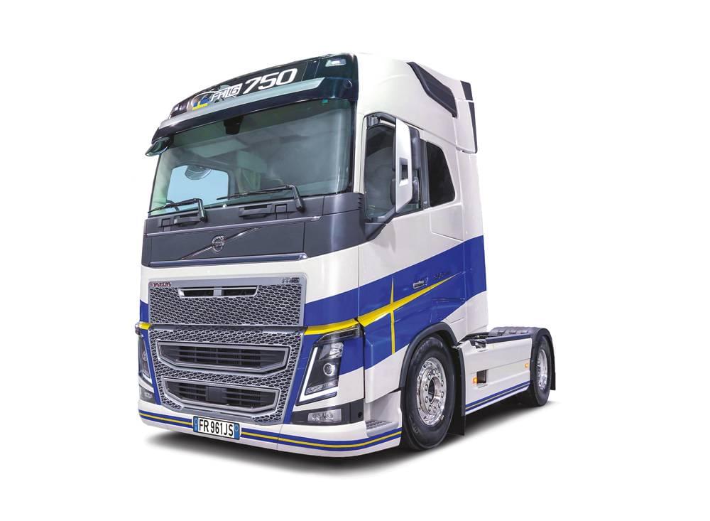 Maquette camion Volvo FH16 Medium Roof - Italeri 3970