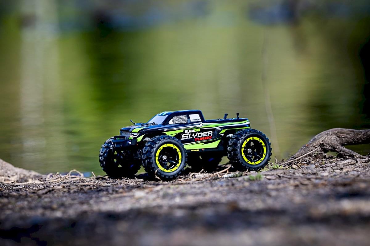 Monster Slyder MT Turbo 40km/h lipo 2S Brushless 4WD RTR 540208 verte