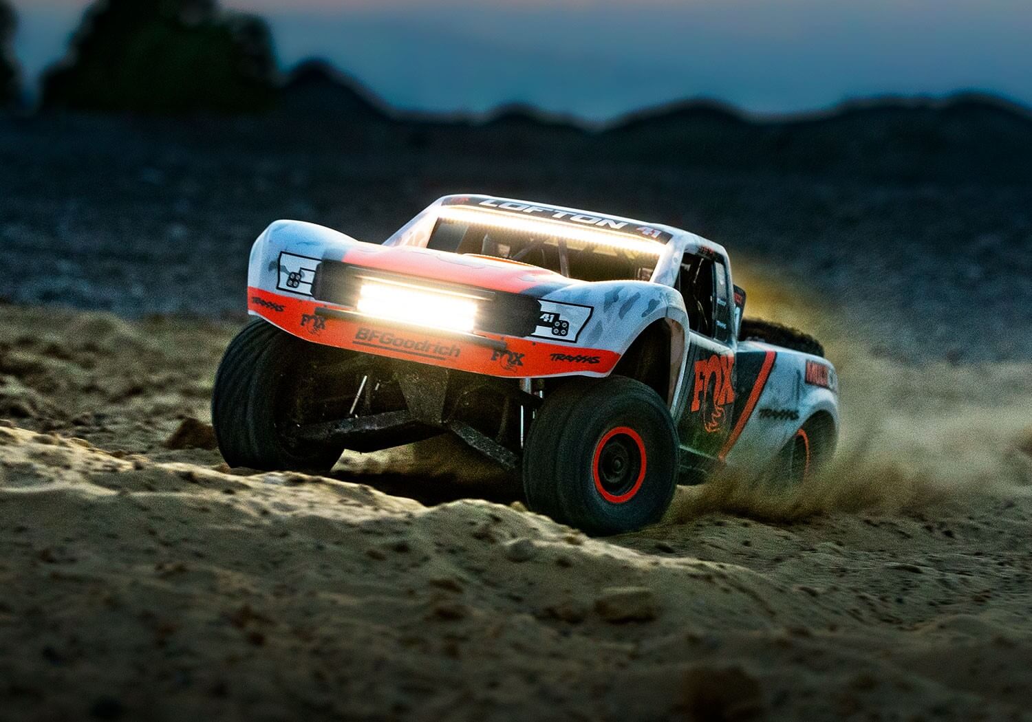 Traxxas 8485 Kit Leds + Alimentation amplificateur pour l'UDR