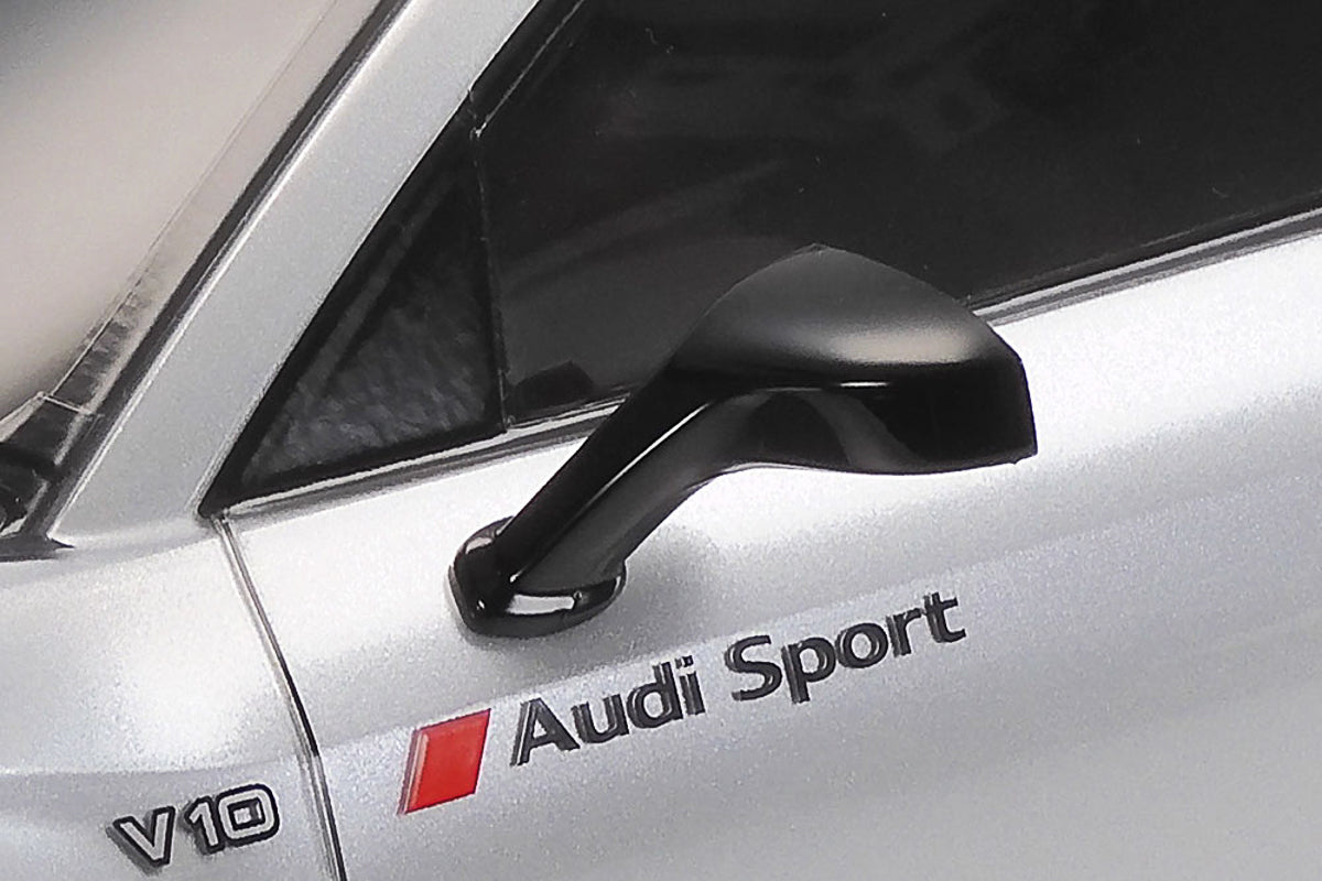 Tamiya Audi R8 LMS 2008 TT02 - 47517 (Carrosserie pré-peinte)