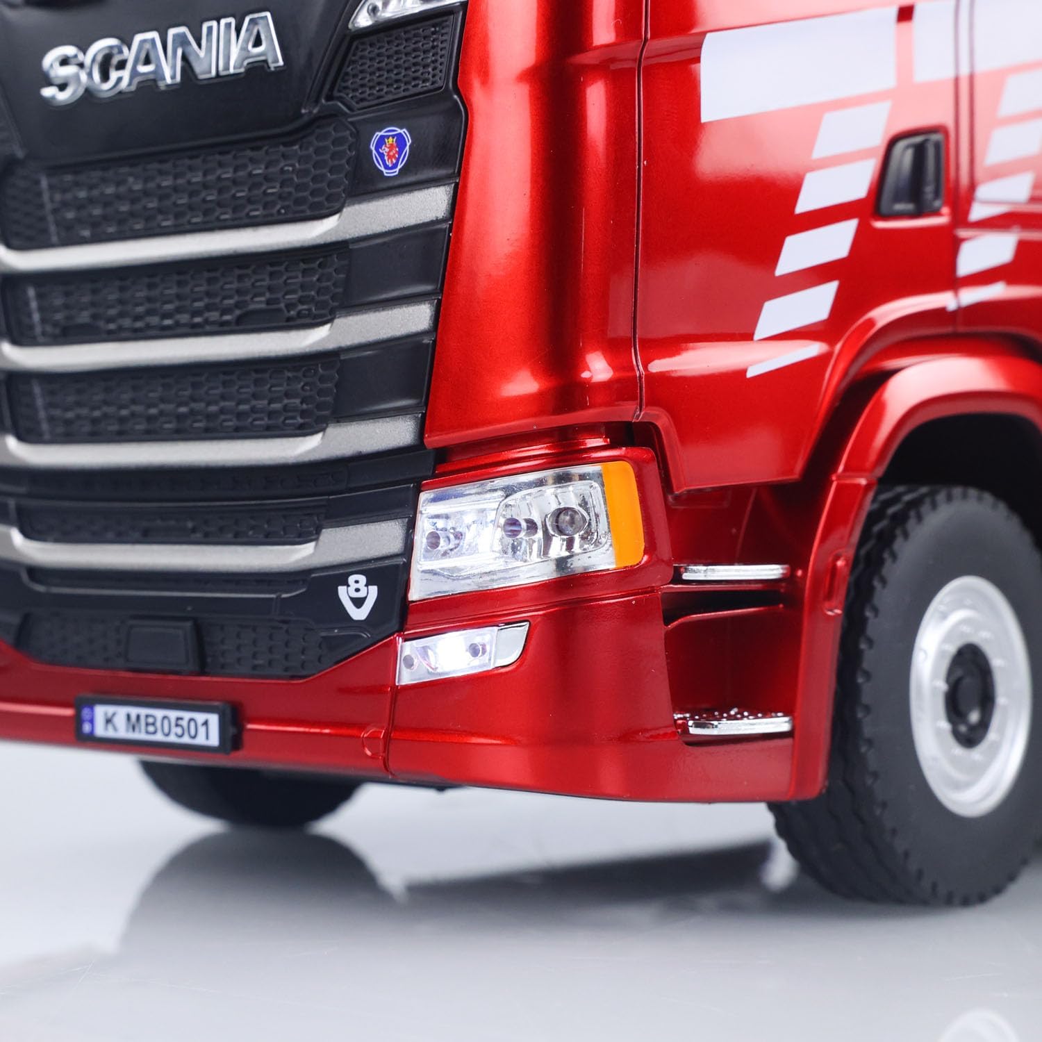Camion Huina Scania 770S RC Truck RTR rouge
