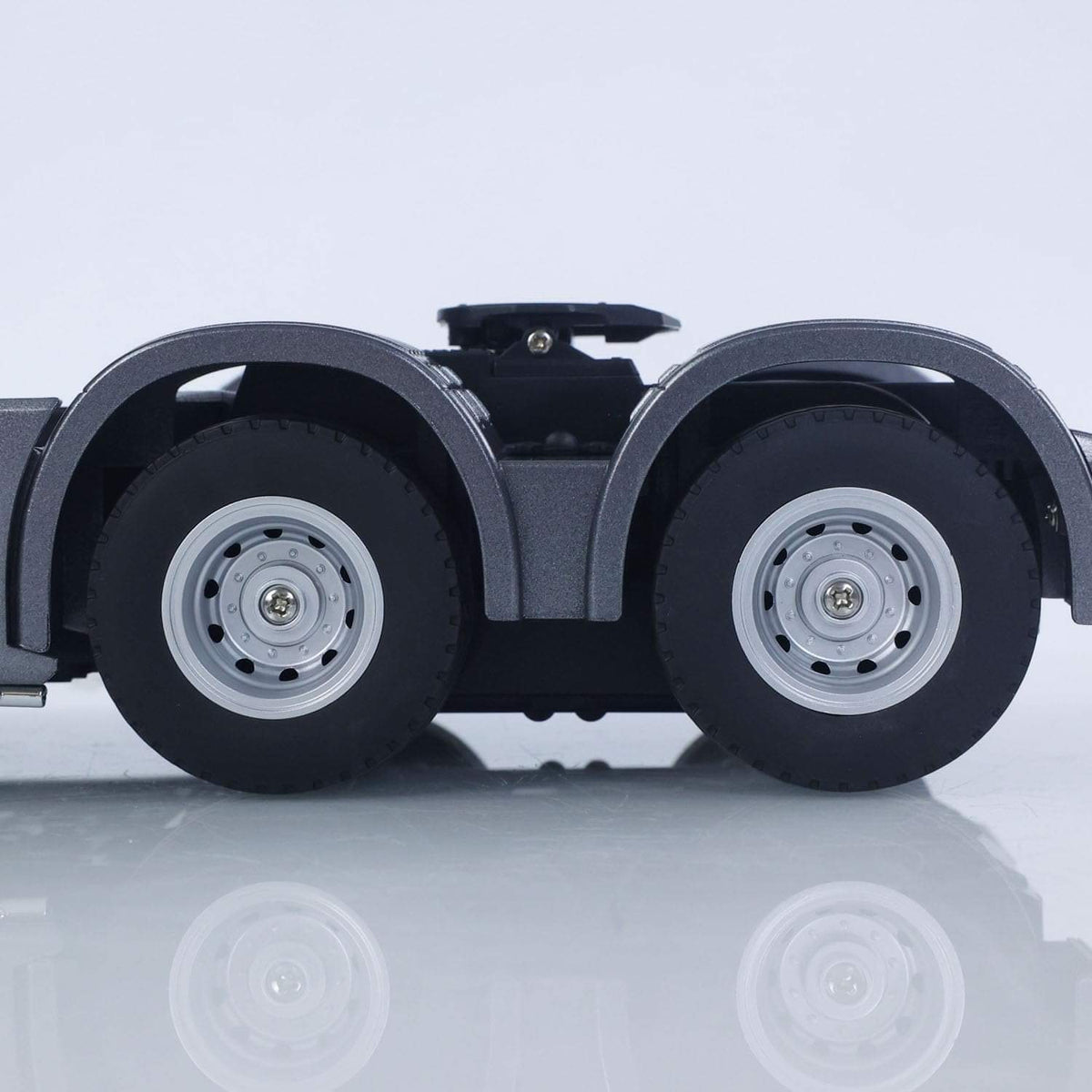 Camion Huina Scania 770S RC Truck RTR gris 1501
