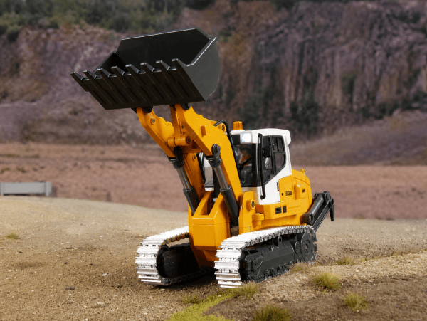 PIKKA TEST - Bulldozer en métal FM-Electrics 1/50 FM636 - Breizh Modélisme.