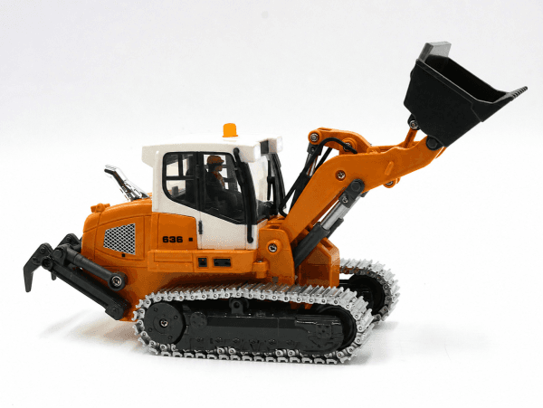 PIKKA TEST - Bulldozer en métal FM-Electrics 1/50 FM636 - Breizh Modélisme.