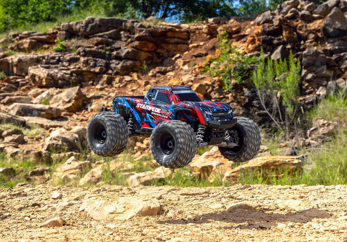 Traxxas Stampede 4x4 VX3 Brushless 1/10 rouge 67454-4