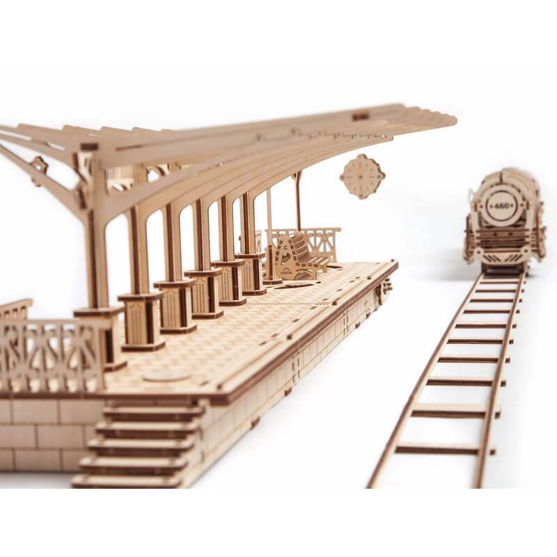 Perron de gare - Puzzle 3d Mécanique en bois - Ugears 70013