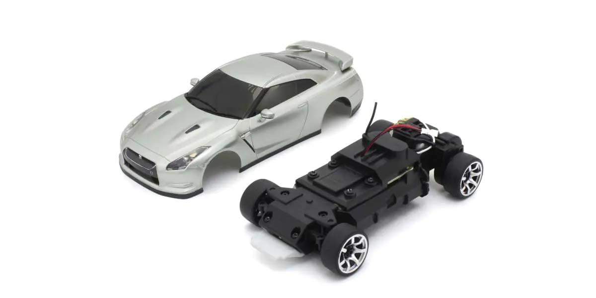 Kyosho First Mini-Z 1:28 Nissan GT-R R35 Silver - K.66608A - Breizh Modélisme.