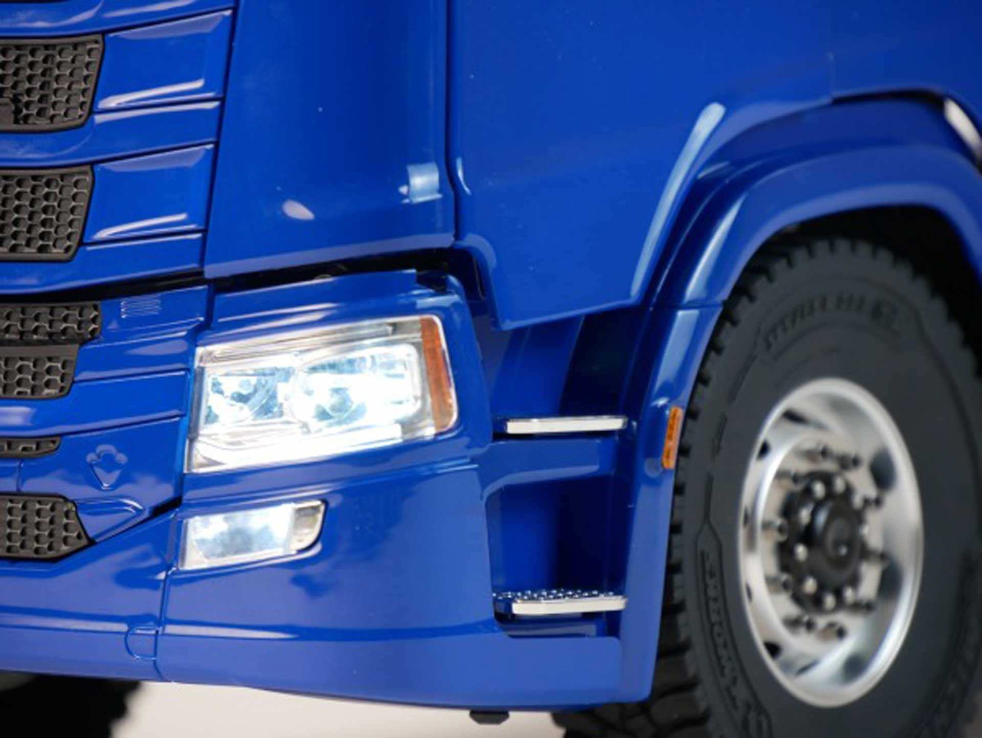 FM Electrics Camion Scania 4x4 truck RTR 1:14 bleu