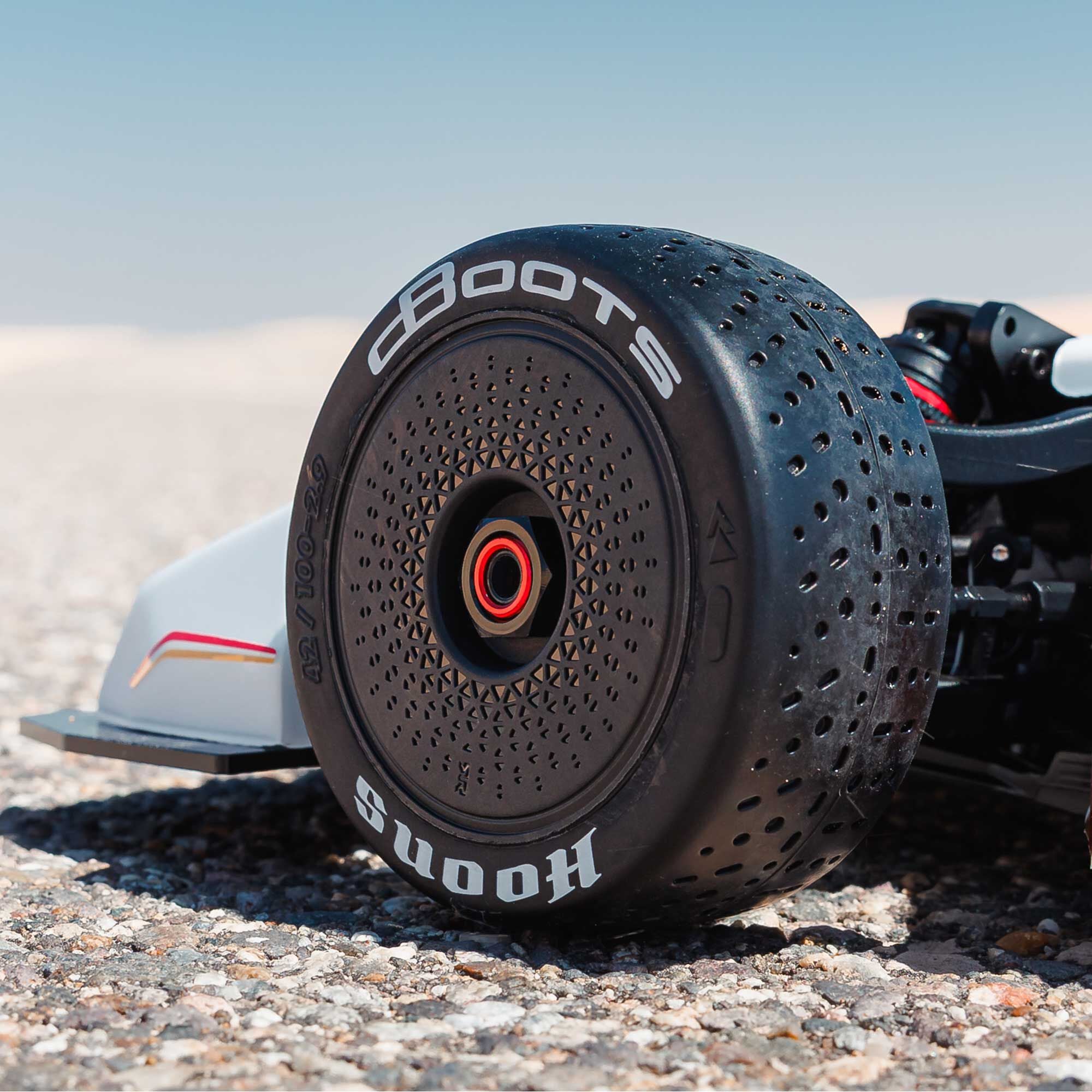 Formule 1 Limitless ARRMA 1/7 8S AVC 4X4 RTR Brushless Rouge/Noir - ARA7816T1