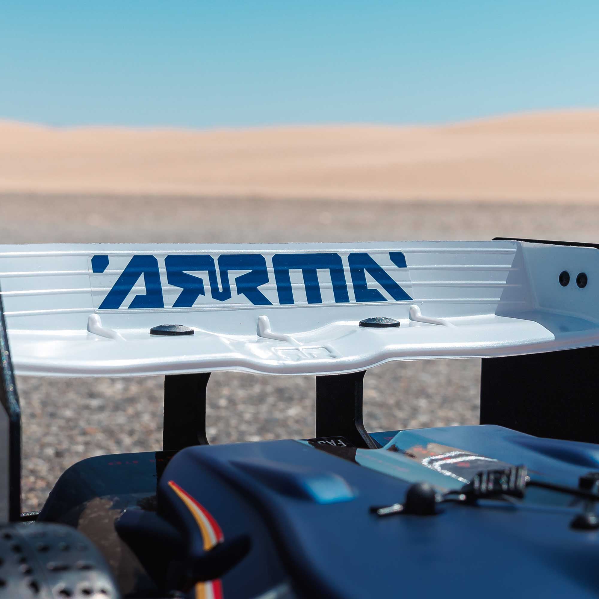 Formule 1 Limitless ARRMA 1/7 8S AVC 4X4 RTR Brushless Blanc/Bleu - ARA7816T2