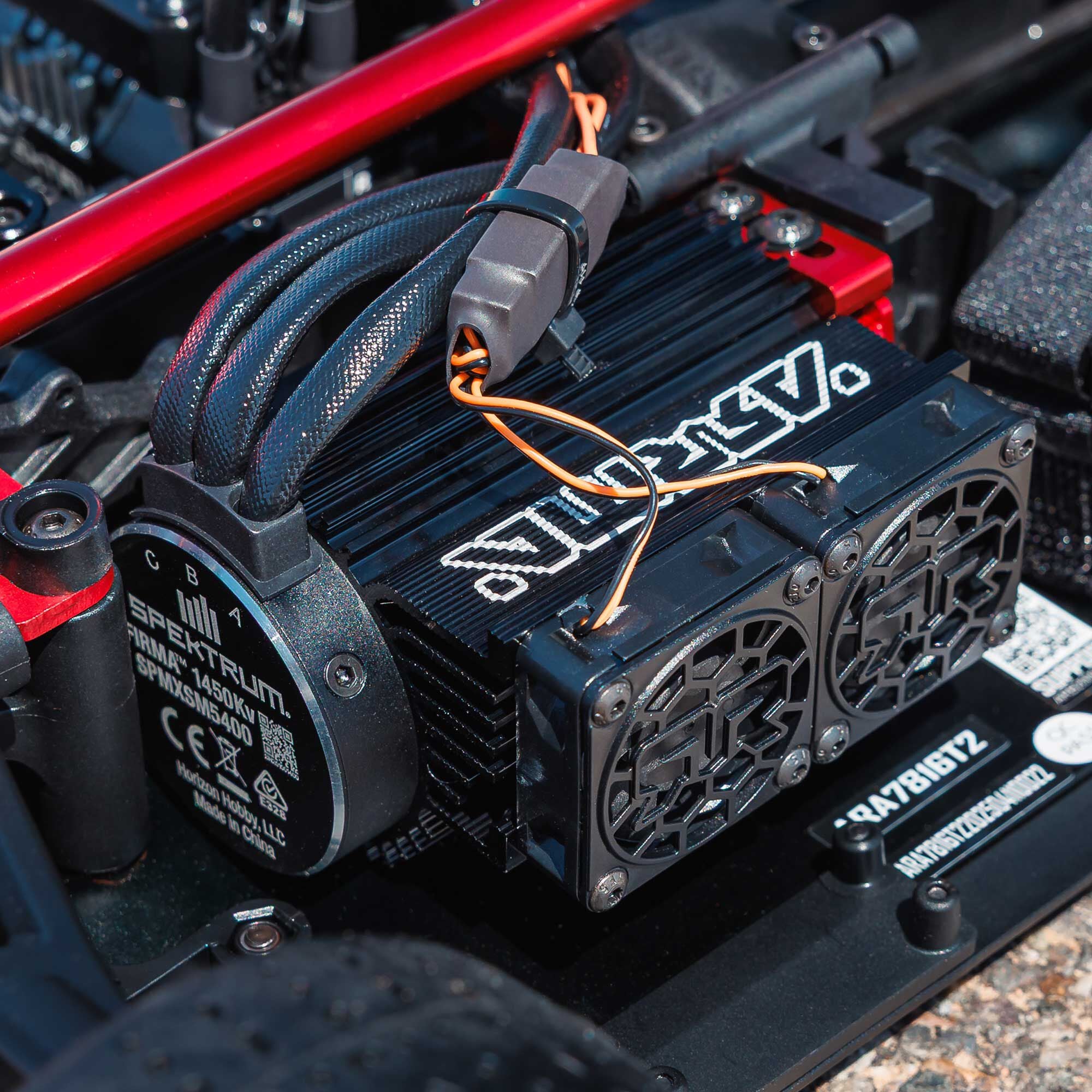Formule 1 Limitless ARRMA 1/7 8S AVC 4X4 RTR Brushless Rouge/Noir - ARA7816T1