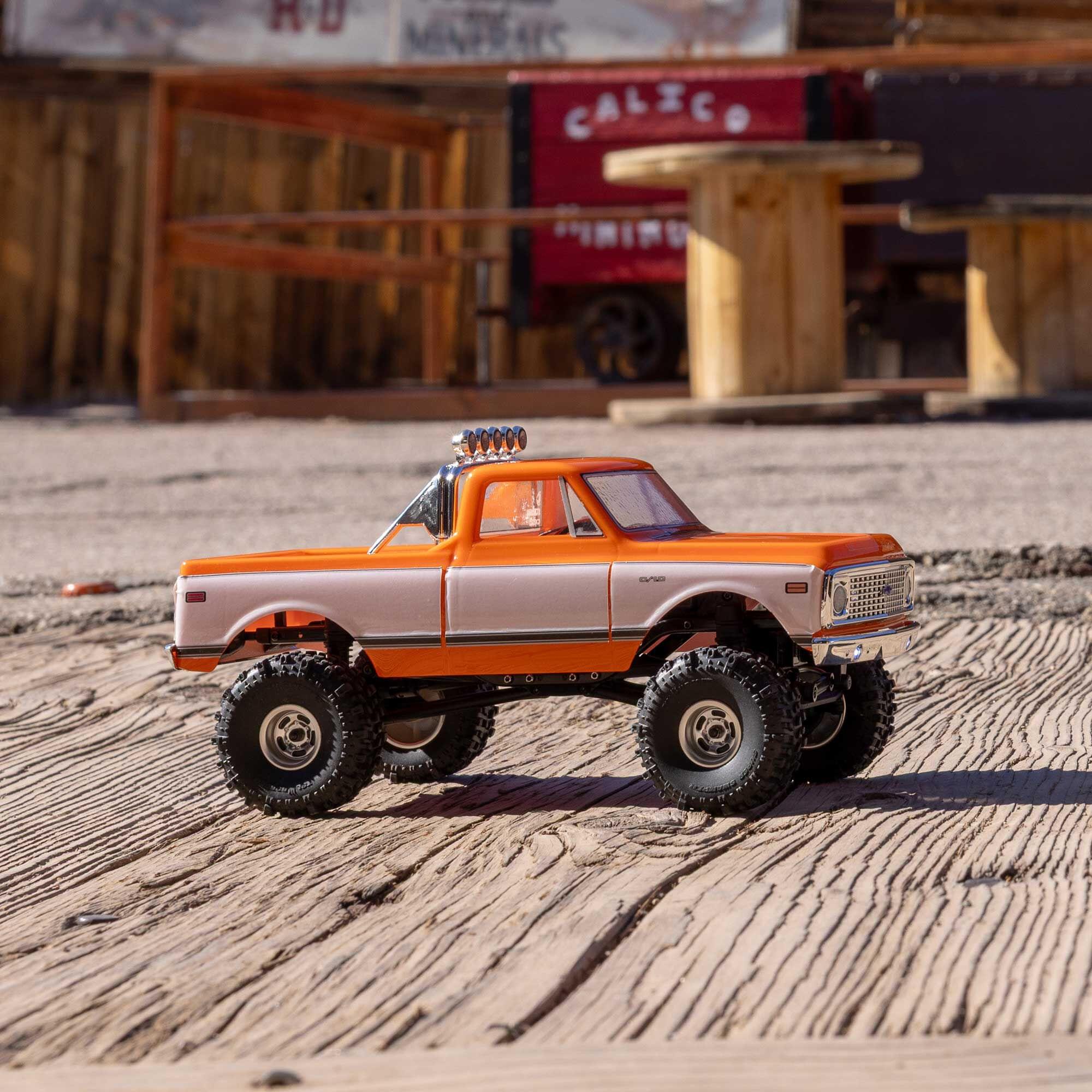 Crawler 1/24 SCX24 1967-1972 Chevrolet C10 4WD 4X4 RTR orange