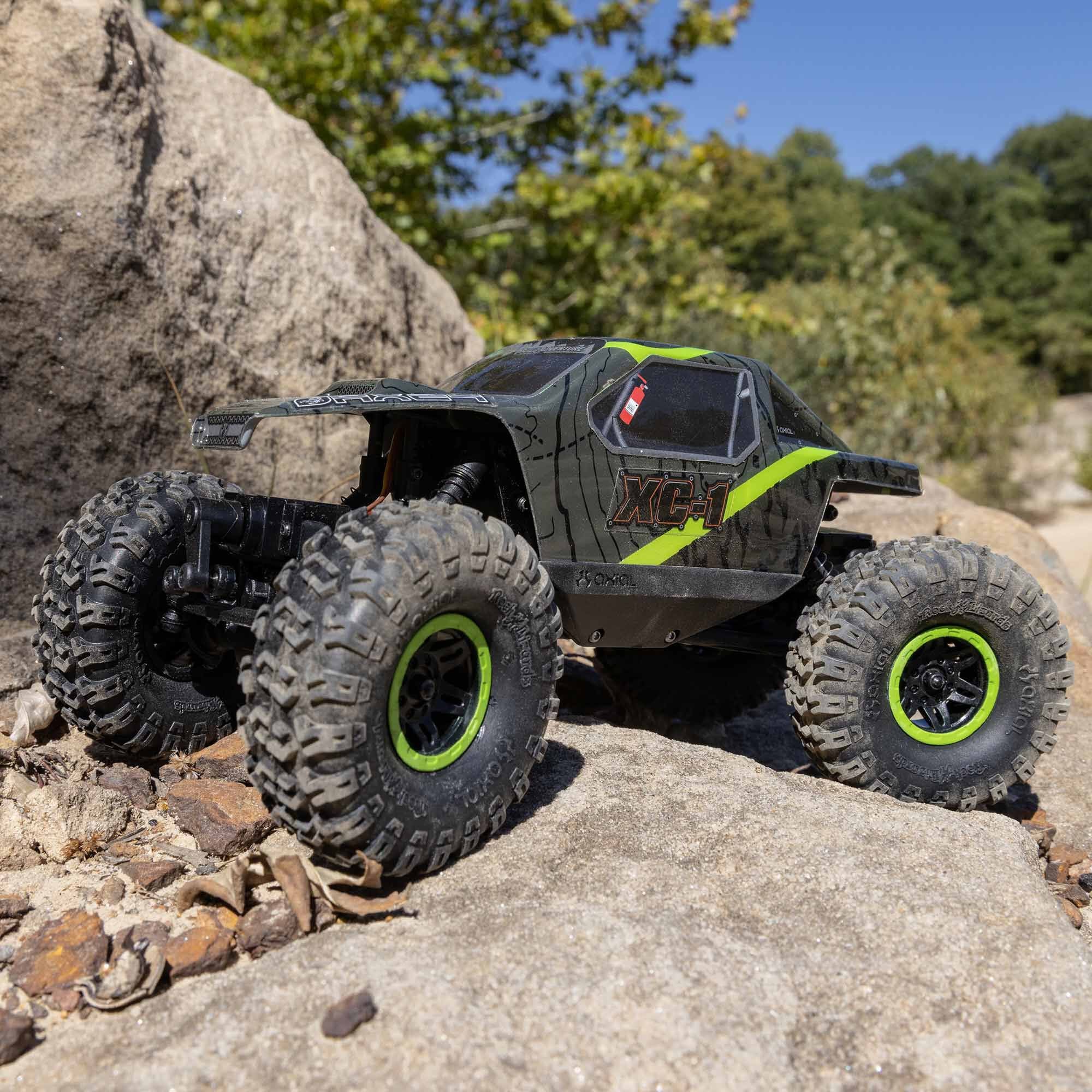 Mini rock crawler tout-terrain 4x4 AX24 XC-1 4WS RTR 1/24 vert - AXI00003T1