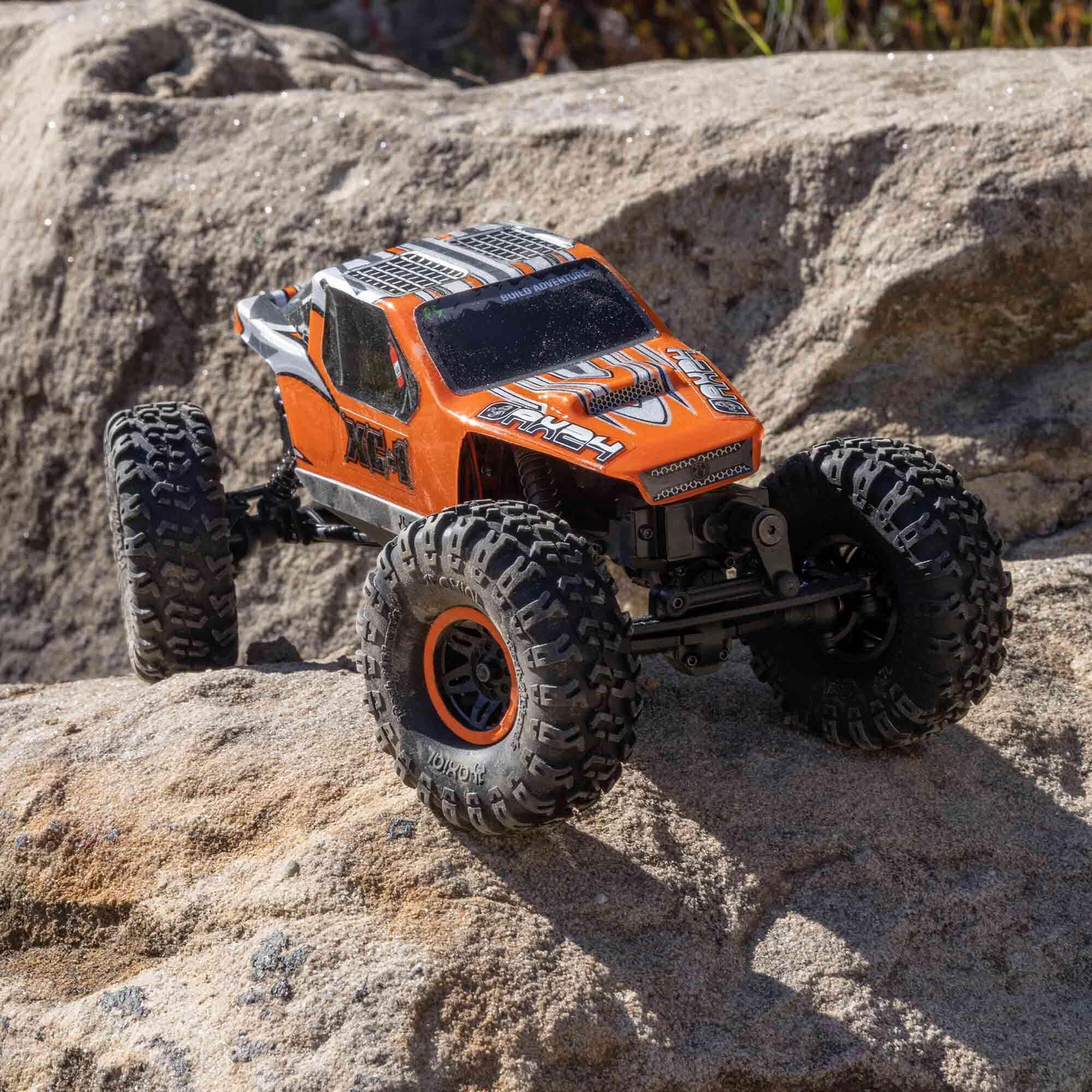 Mini rock crawler tout-terrain 4x4 AX24 XC-1 4WS RTR 1/24 orange - AXI00003T2