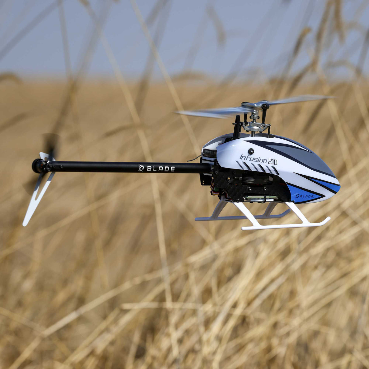Hélicoptère RC Blade InFusion 210 BNF Basic AS3X SAFE – BLH01550