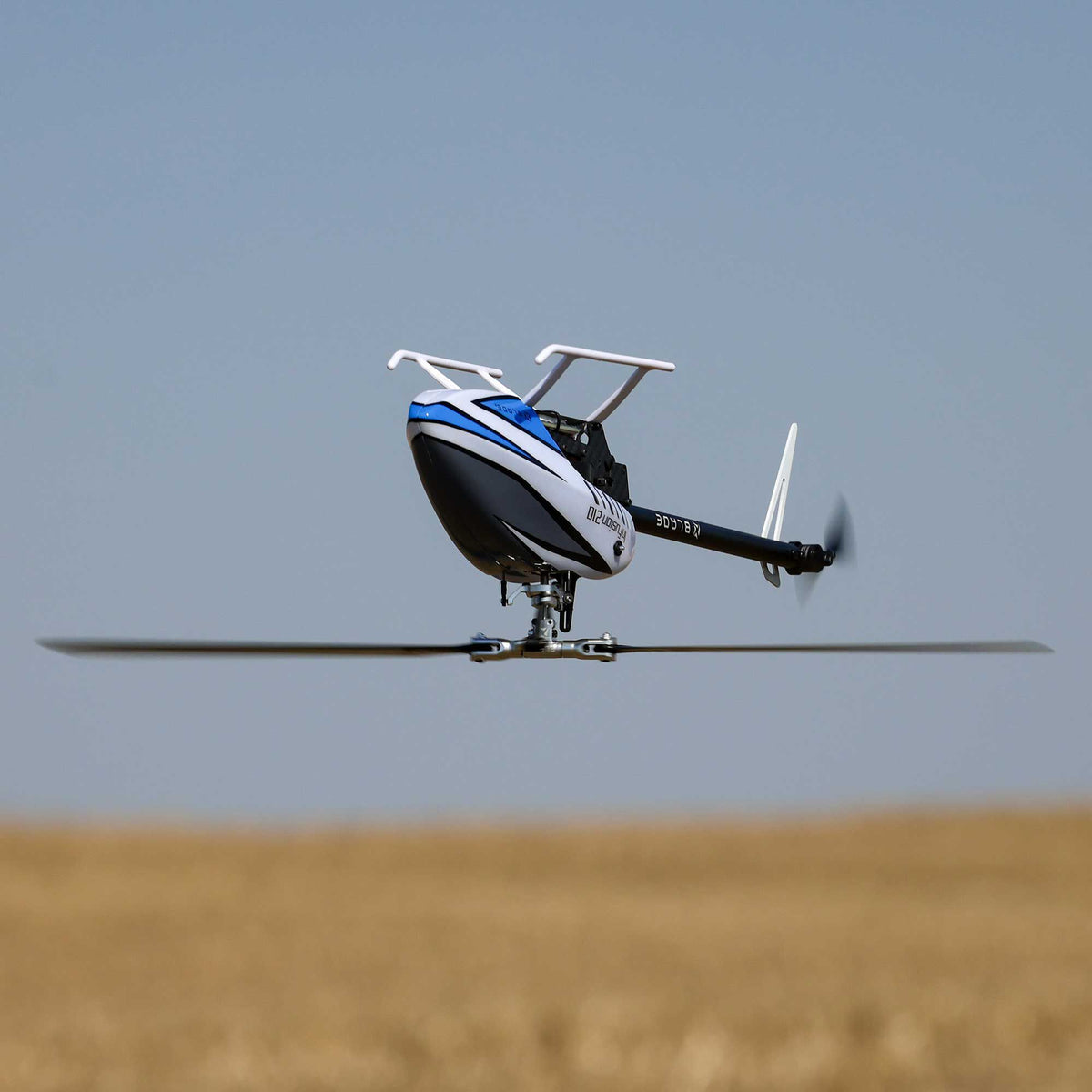 Hélicoptère RC Blade InFusion 210 BNF Basic AS3X SAFE – BLH01550