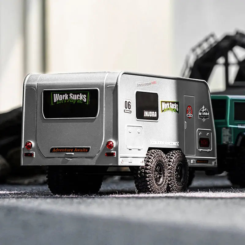 Remorque de camping-car silver INJORA avec attelage pour 1/18 TRX4M - AX-TC09SR - Breizh Modélisme.