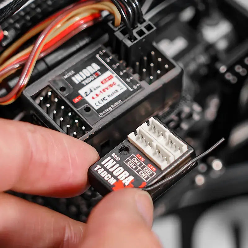 Radio + récepteur micro Injora T4DCM pour SCX30 1/30